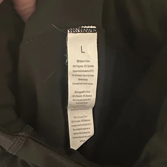 Women's Black Athletic Skirt Size L - Picture 2 of 5